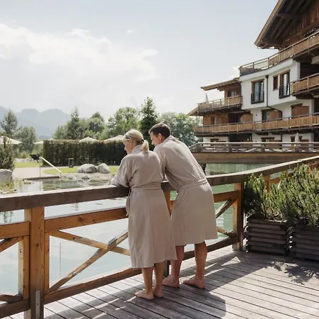 Aparthotel Kaiser In Tirol 4*