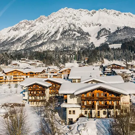 Aparthotel Kaiser In Tirol 4*