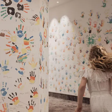 Aparthotel Kaiser In Tirol 4*