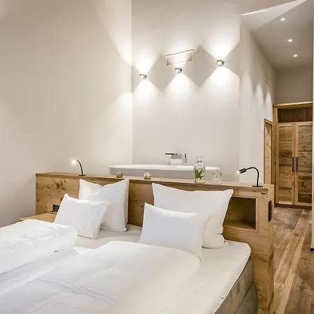 Kaiser In Tirol מלון דירות 4*