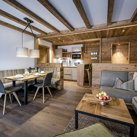 Kaiser In Tirol Apart-hotel 4*