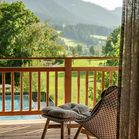 Kaiser In Tirol アパートホテル 4*